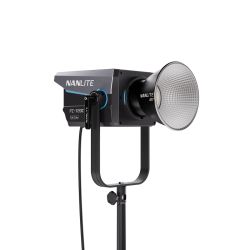 NANLITE FC-720C Full-Color Studio-Scheinwerfer