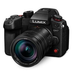 Panasonic Lumix GH7 Gehäuse mit Leica 12-60mm /2,8-4,0 OIS DUAL IS (DC-GH7LE)